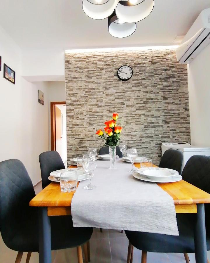 Apartmani Buljubasic บาชกาโวดา ภายนอก รูปภาพ