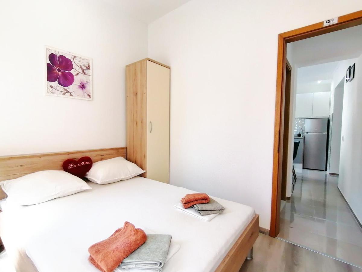 Apartmani Buljubasic บาชกาโวดา ภายนอก รูปภาพ