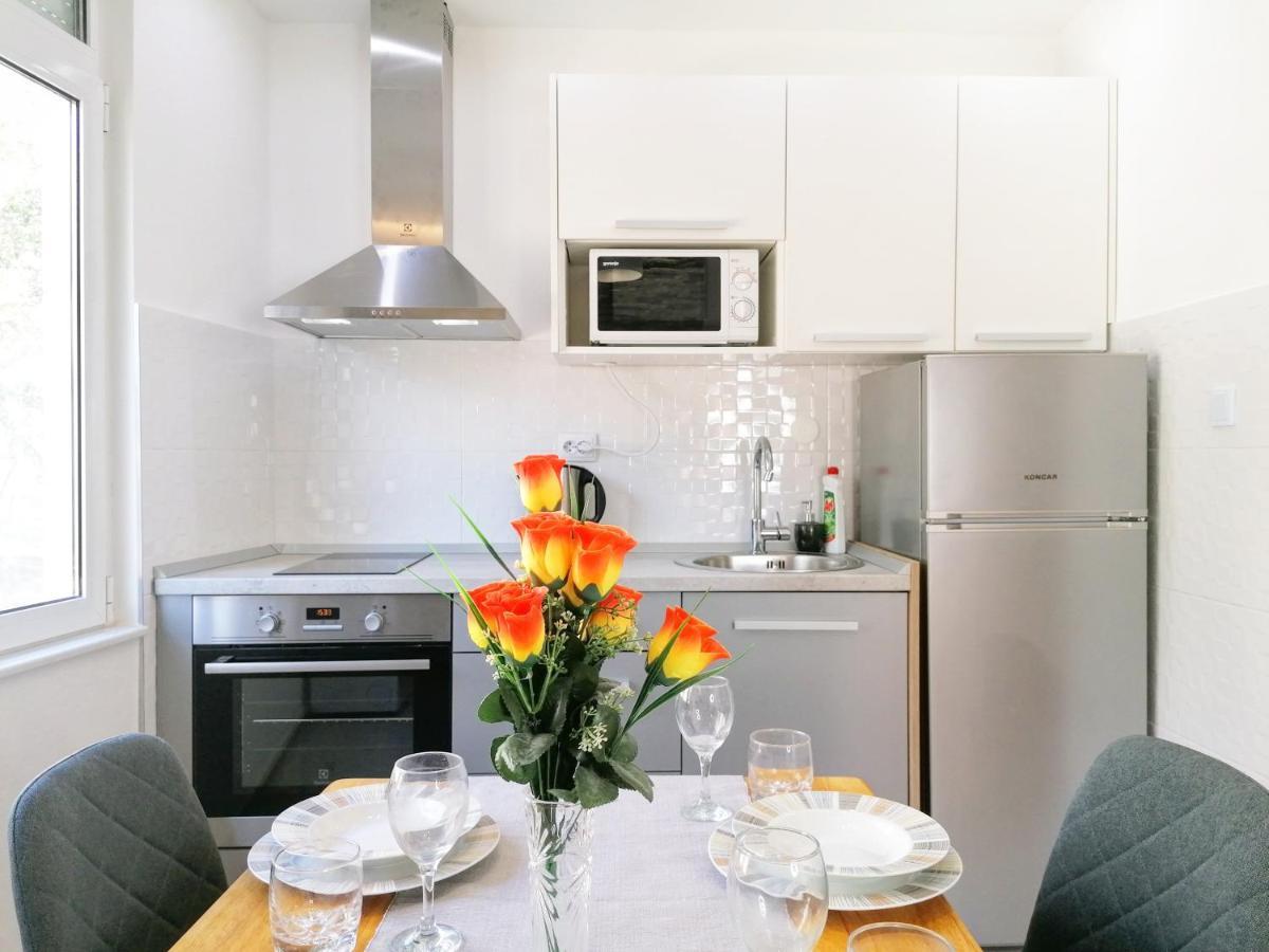 Apartmani Buljubasic บาชกาโวดา ภายนอก รูปภาพ