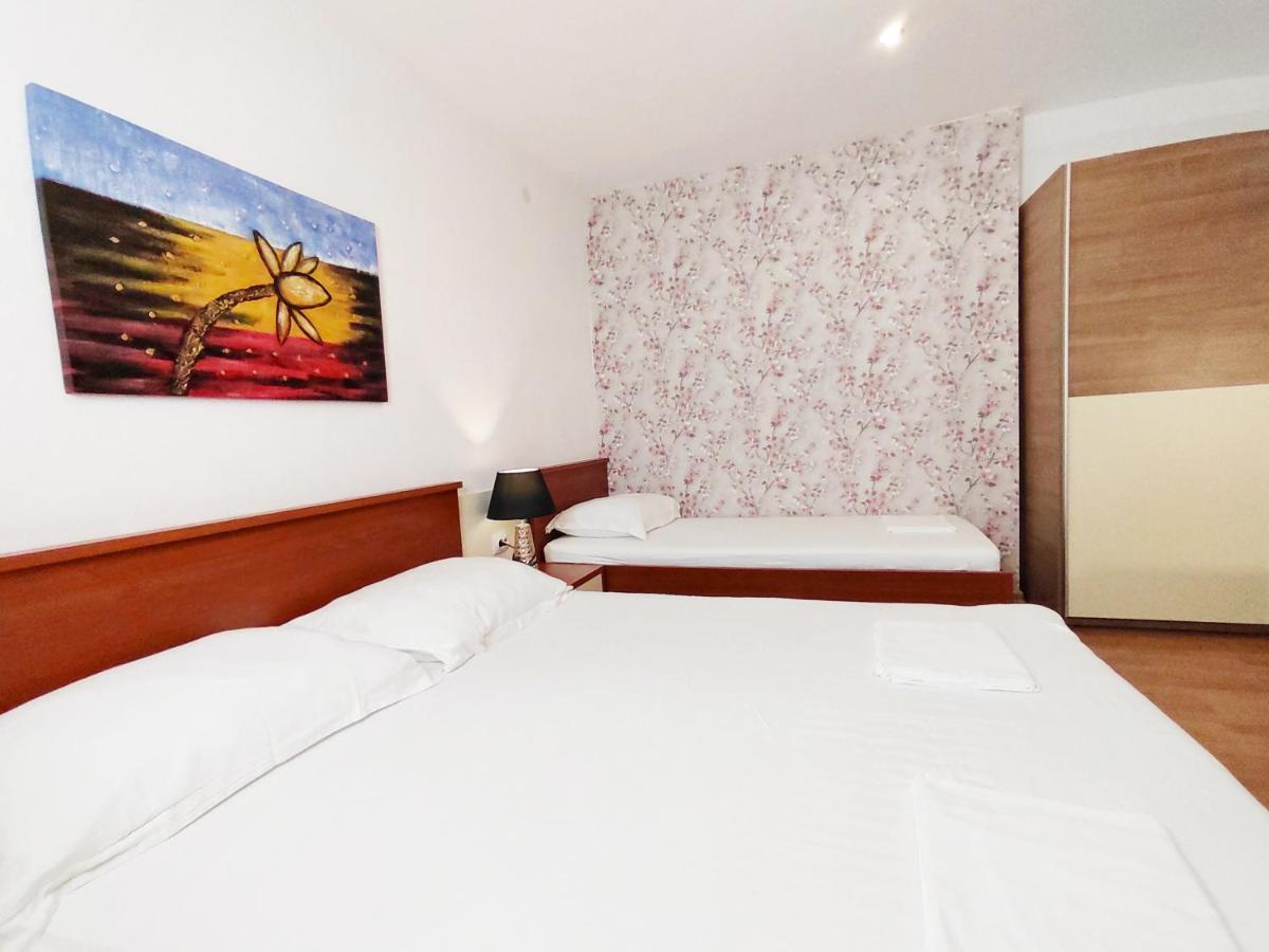 Apartmani Buljubasic บาชกาโวดา ภายนอก รูปภาพ