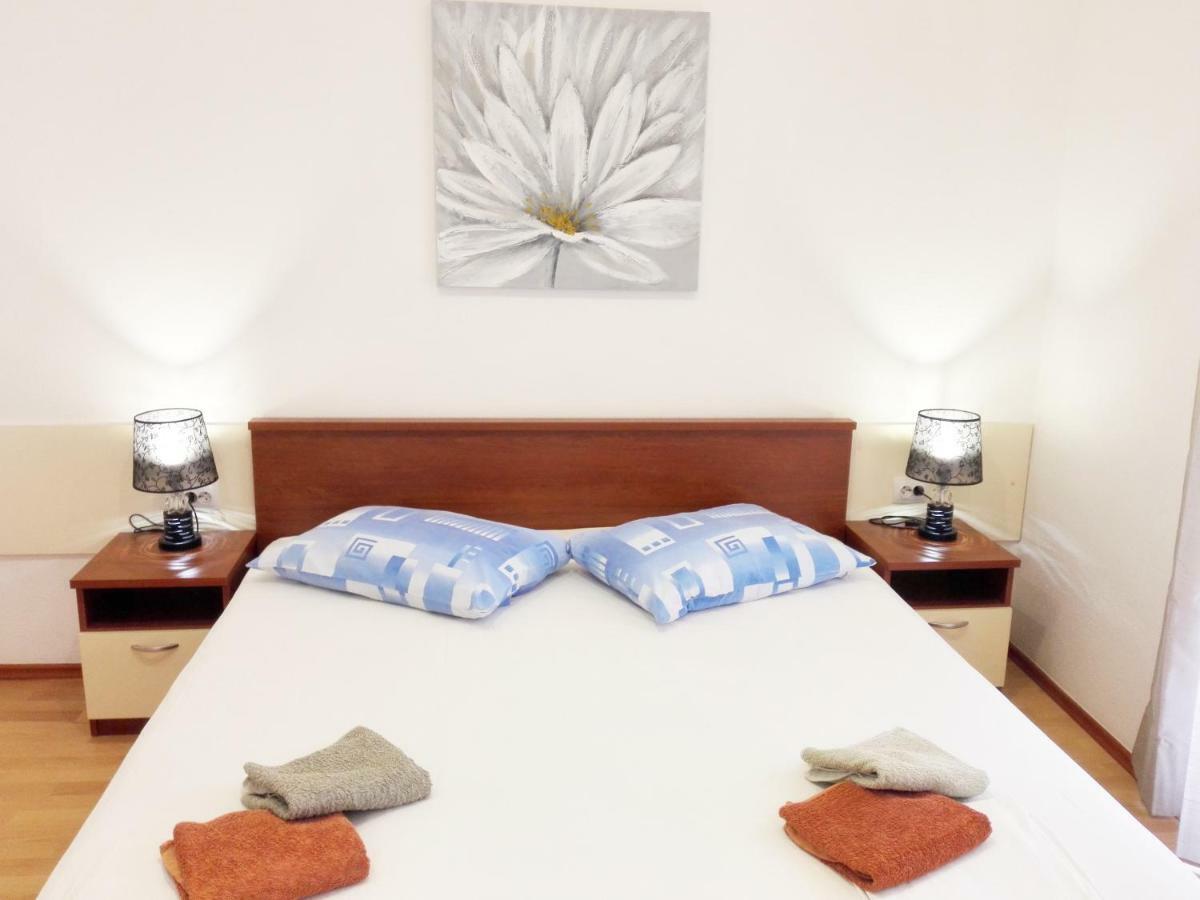 Apartmani Buljubasic บาชกาโวดา ภายนอก รูปภาพ