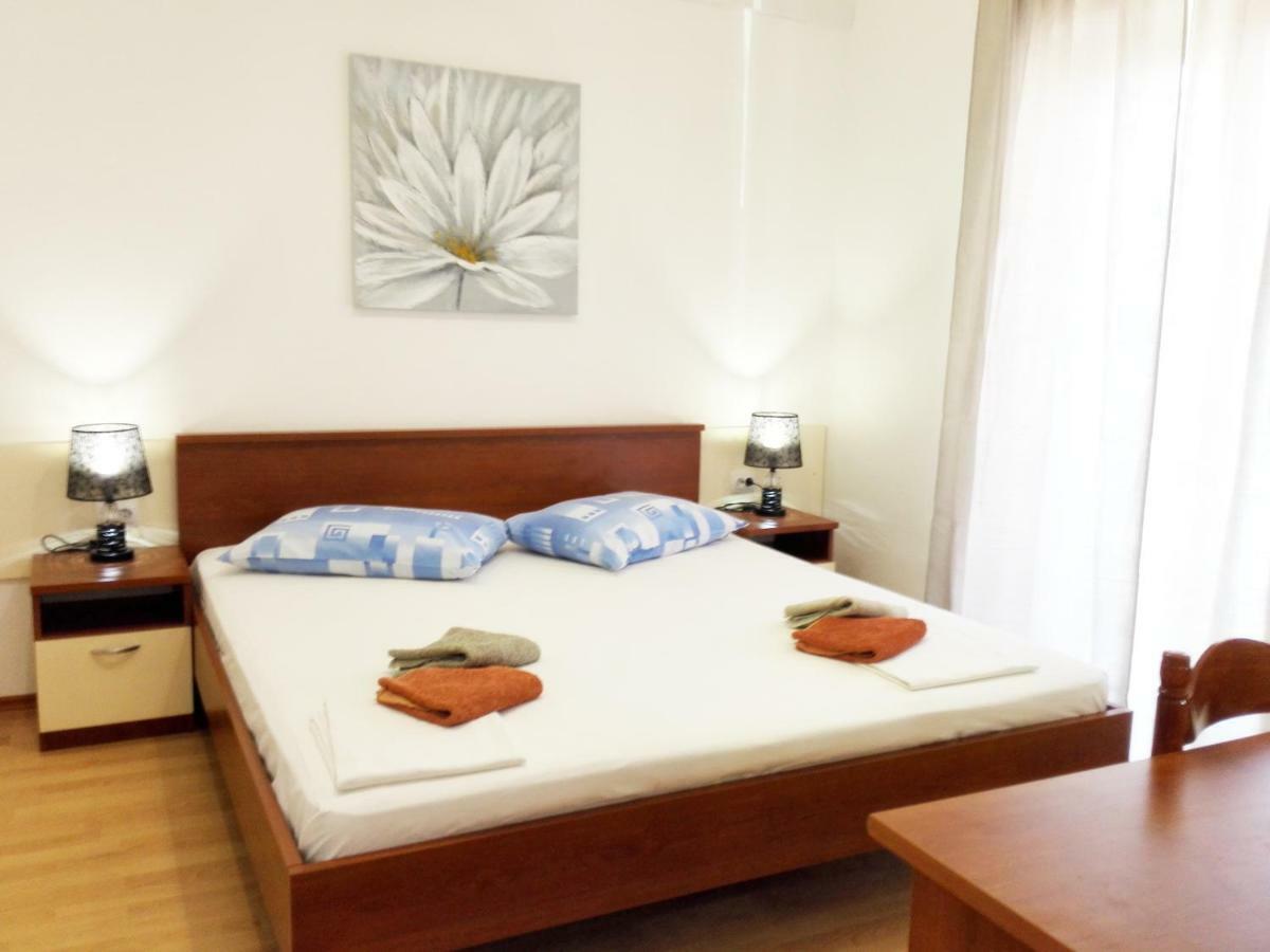 Apartmani Buljubasic บาชกาโวดา ภายนอก รูปภาพ